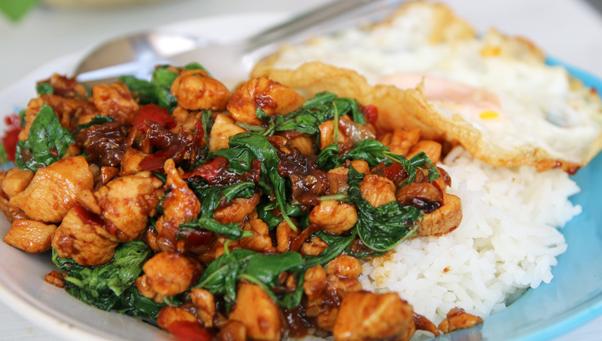 PAD KRA PAW GAI(AYAM MASAK KEMANGI/BASIL)