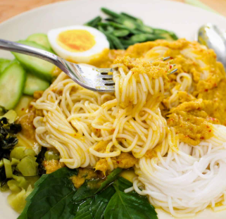 Khanom Jeen Namya