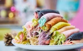 Roti Sai Mai (Thai Cotton Candy Roti)