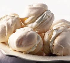 Dessert Thailand: Cream Putih Telur (Egg White Dessert)