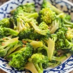 Gai Pad Med Ma Muang (Ayam Tumis Kacang Mede)